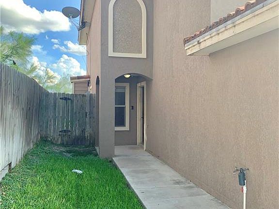 2nd image of 1300 E Pineridge Ave APT 1