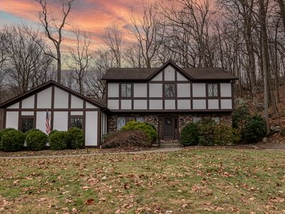29 Carriage House Drive, Danbury, CT, 06810