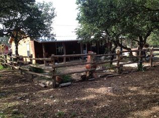 1354 Regu Rd, Fredericksburg, TX 78624