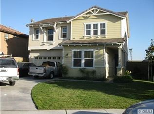 16573 El Revino Dr, Fontana, CA 92336