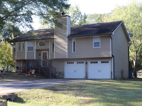 2063 Blackberry Ln, Auburn, GA 30011