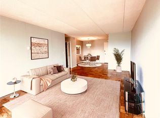 160 Academy St APT 8B, Poughkeepsie, NY 12601