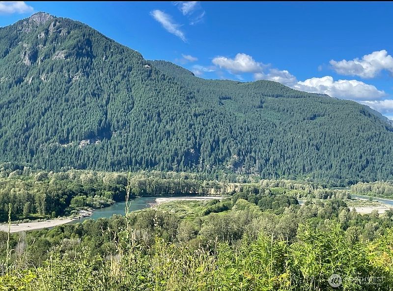 2nd image of 1102 Cline Road