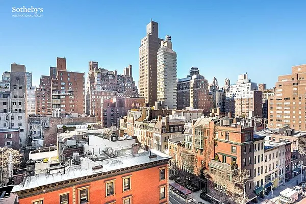 Sold by Sotheby's International Realty | media 37