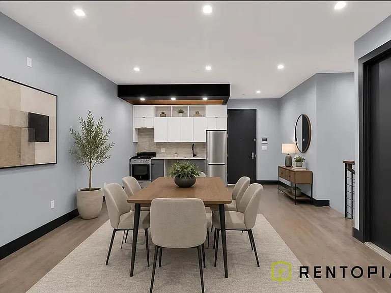 540 Driggs Ave #1G — Photo 2