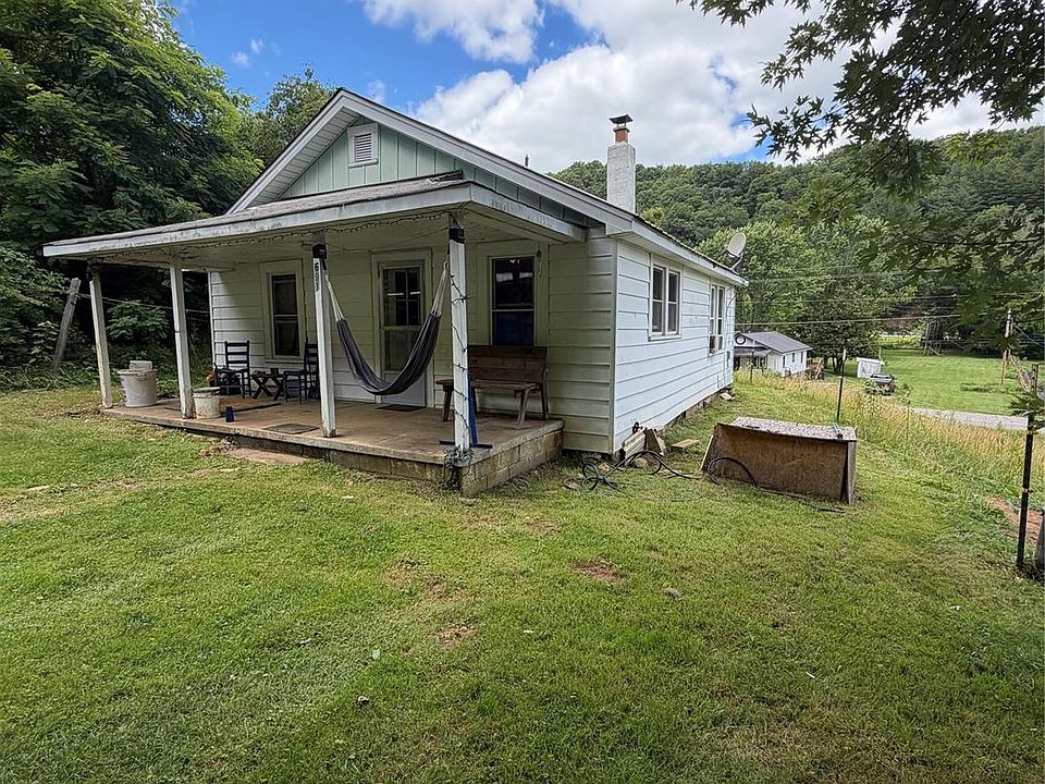 1st image of 691 Old Balsam Rd