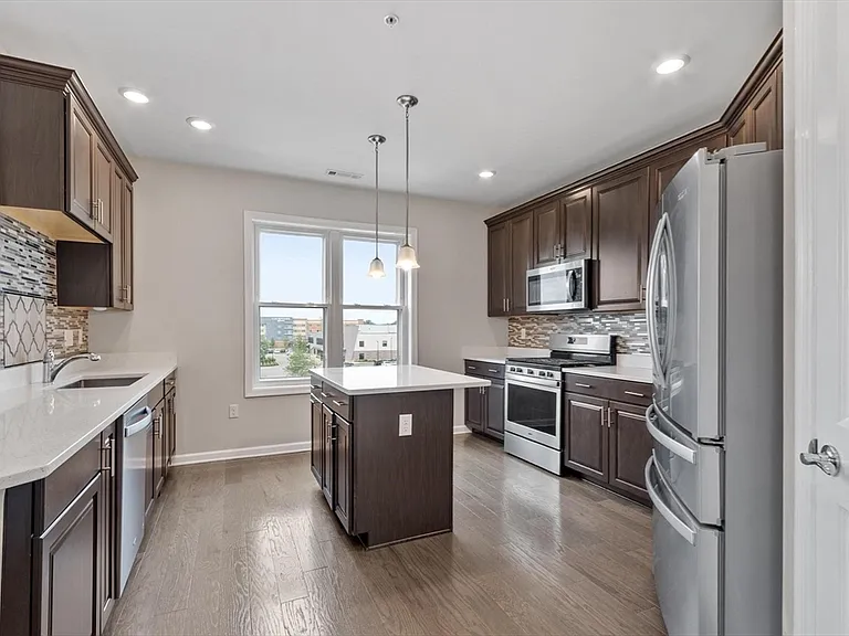 120 University Ave #2307 — Photo 8