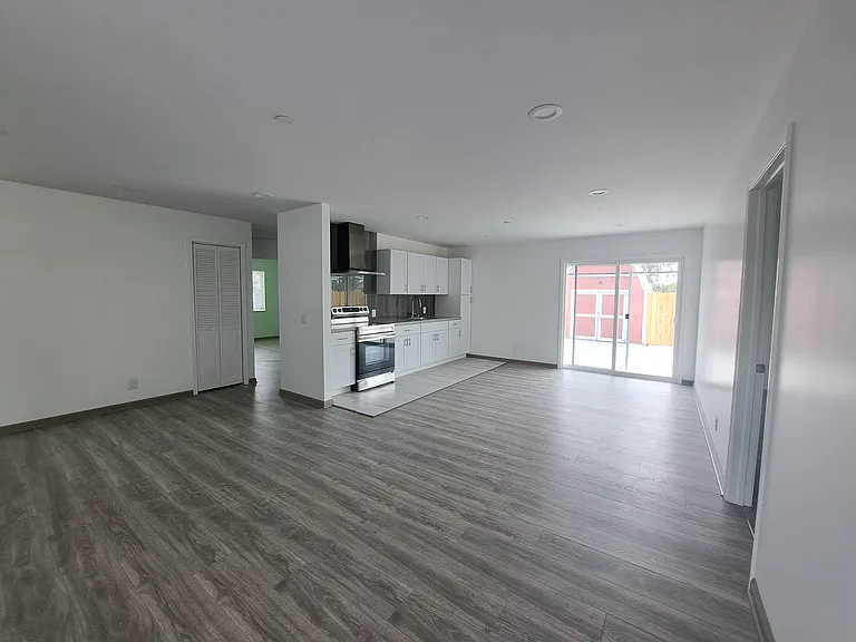 9169 Catawba Ave #2 — Photo 4