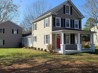 1041 Dare Rd, Yorktown, VA 23692