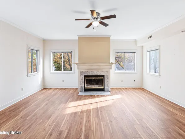 750 Zorn Ave APT 52, Louisville, KY 40206