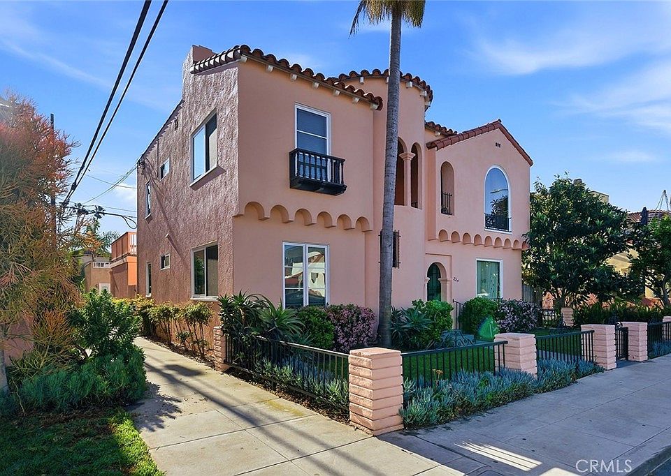 1st image of 224 Covina Ave