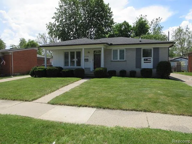1236 Jenifer Ave — Photo 1