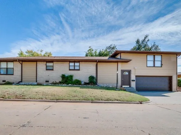 240 W Glenhaven Dr, Midwest City, OK 73110