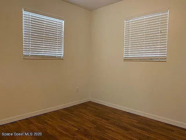 302 Georgetown Ave — Photo 20