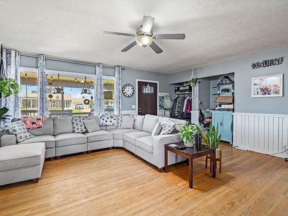4th image of 5302 Rockwood Dr