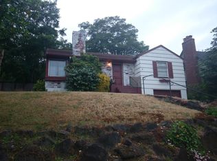 3043 34th Ave W, Seattle, WA 98199