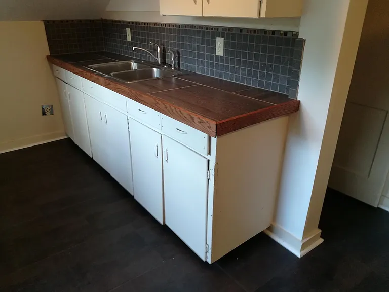 432 May Ave #B — Photo 8