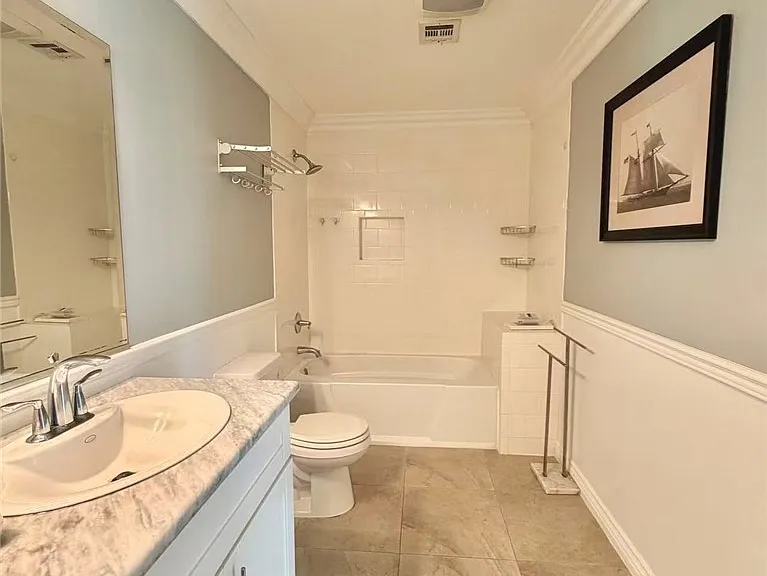 274 S Craig Ave — Photo 19