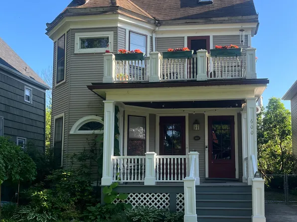 600 Crescent Ave, Buffalo, NY 14214