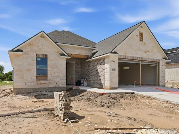 1048 Calaveras Ct, College Station, TX 77845