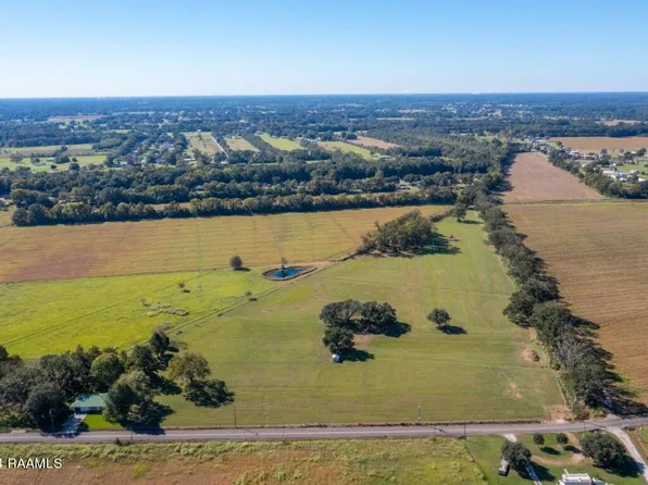 Gendarme Rd, Carencro, LA 70520