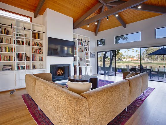 Main living room....(sofas have been changed )