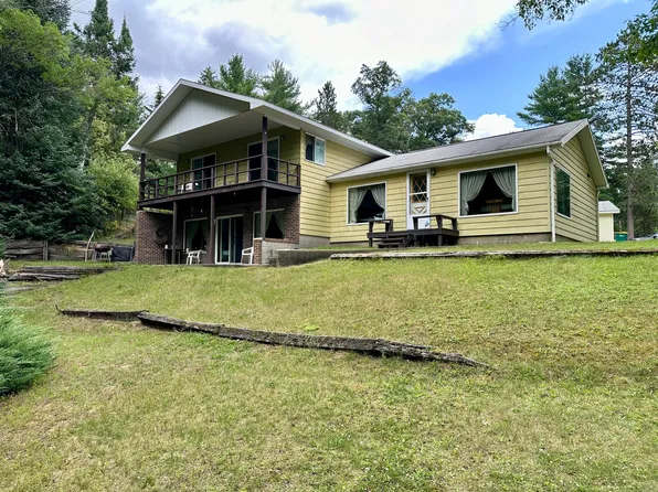 11797 River St, Roscommon, MI 48653