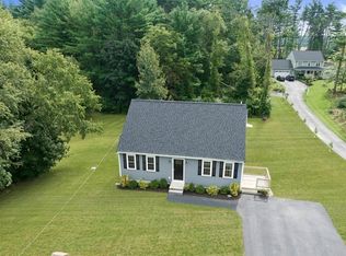 435 Thompson St, Halifax, MA 02338