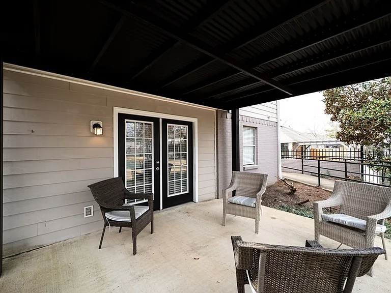 2112 Old Taylor Rd #B1 — Photo 8