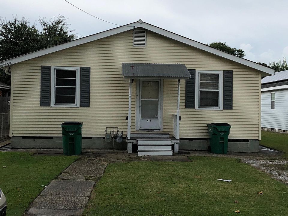 Apt on the left side alley
