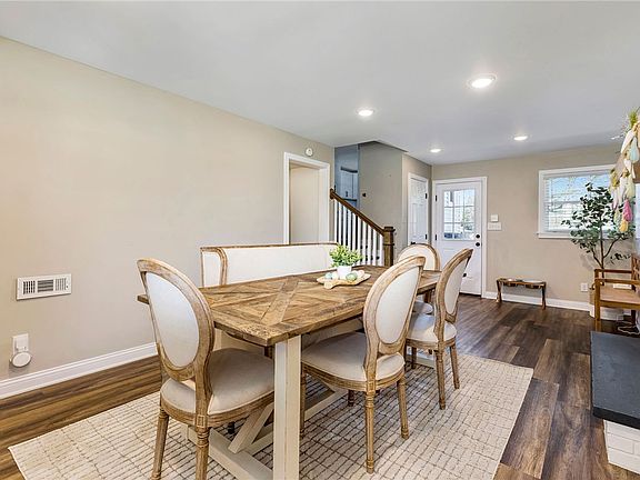 4th image of 3063 Lynn Dr