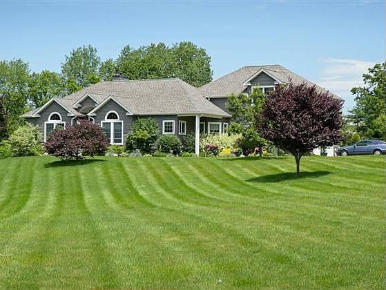 2nd image of 28 Gabrity Rd
