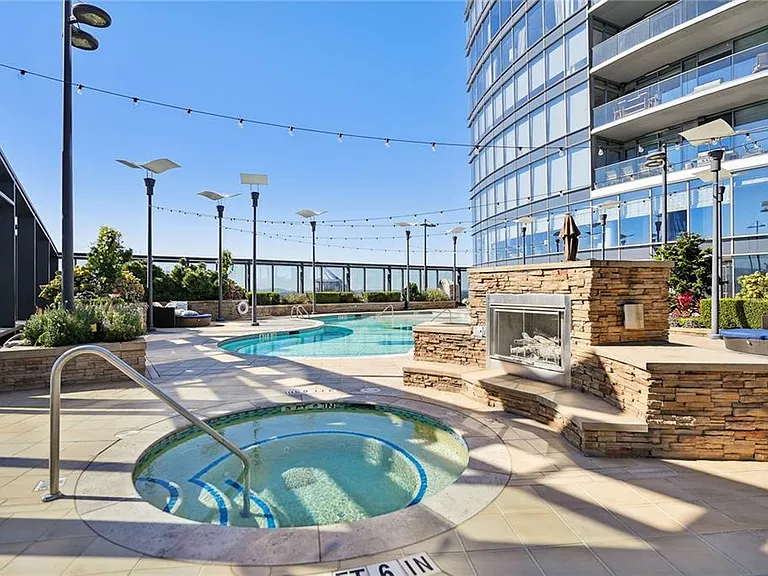 3344 Peachtree Rd NE #3202 — Photo 32