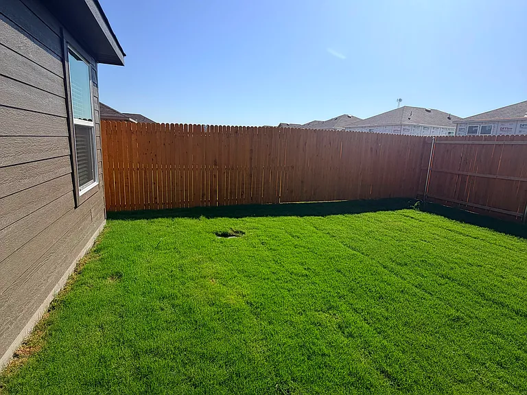 1832 Sanderling St — Photo 11