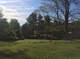 4221 Thorn Ridge Rd, Winston Salem, NC 27106