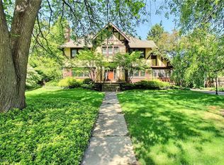 2690 Southington Rd, Shaker Heights, OH 44120