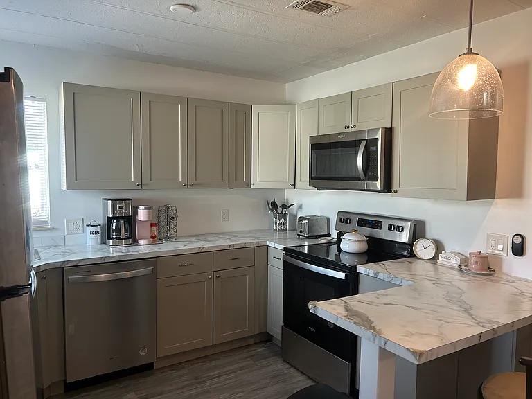 4708 Bali Hai Ln — Photo 3