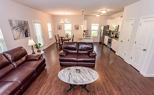 430 Carolyn Ln Photo 1