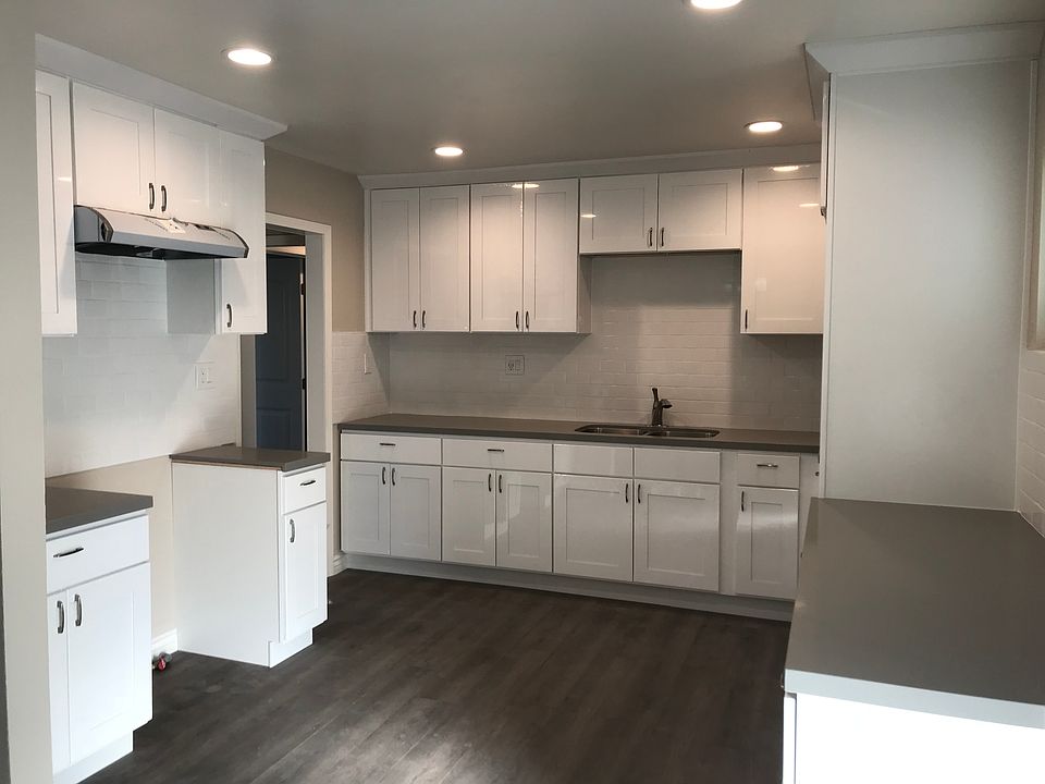 1st image of 25665 Pasito St