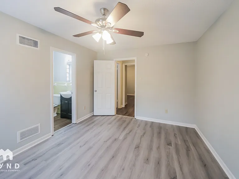 3870 Wordsworth Ave — Photo 8