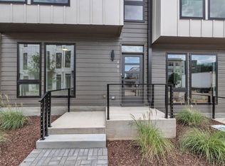 512 Gordon St #405, Durham, NC 27701