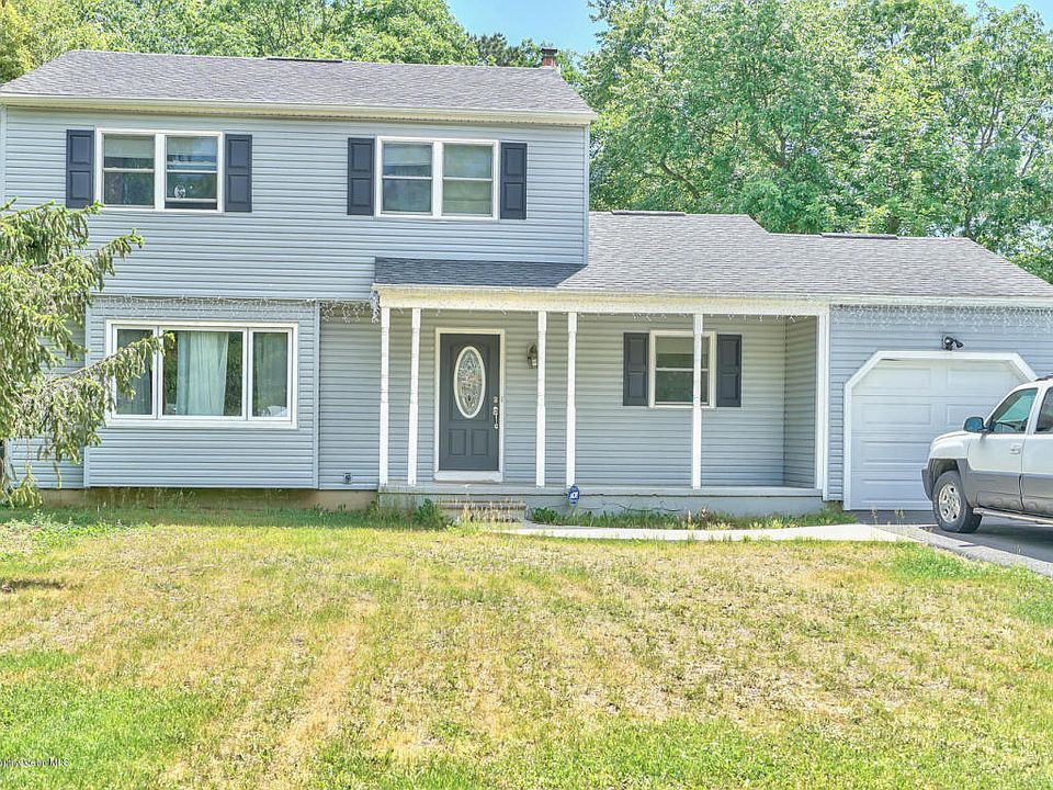 1st image of 573 Parkwood Ave