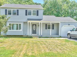 573 Parkwood Ave, Toms River, NJ 08753