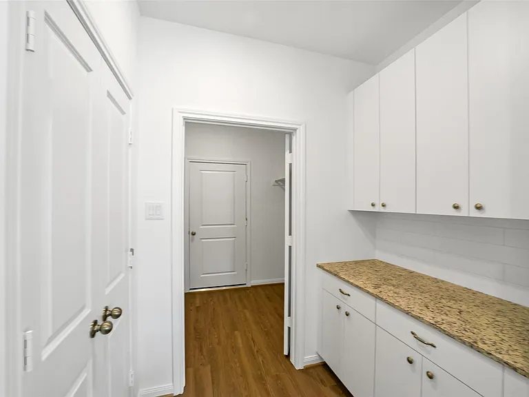 13315 Campos Dr — Photo 10