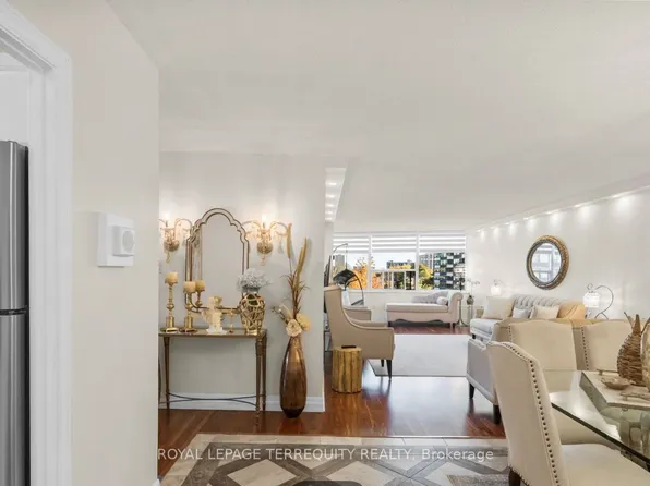 45 Huntingdale Blvd Unit 303, Toronto, ON M1W 2N8