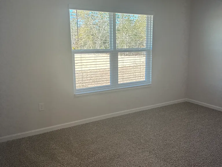 4750 Airmen Dr — Photo 16