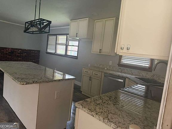 2nd image of 803 S Red Rock Rd