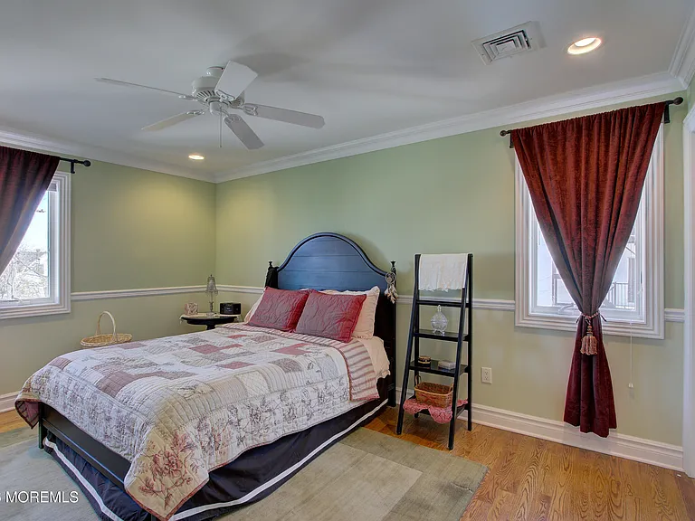 1007 Ocean Ave — Photo 48