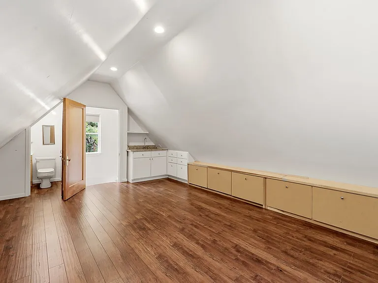 825 Thomasson Dr — Photo 25