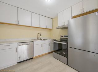 1327 SE 182nd Ave UNIT A, Portland, OR 97233